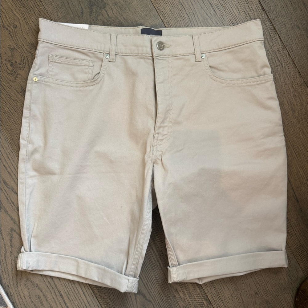 H&M Tan Flat Front Shorts